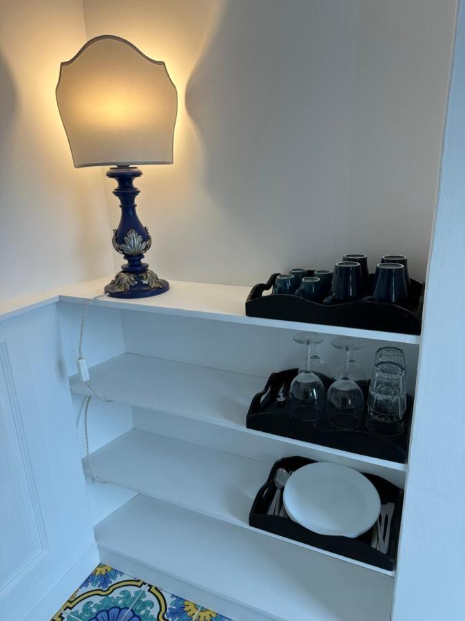 Queen View Apartment - No Kitchen 波西塔諾 外观 照片
